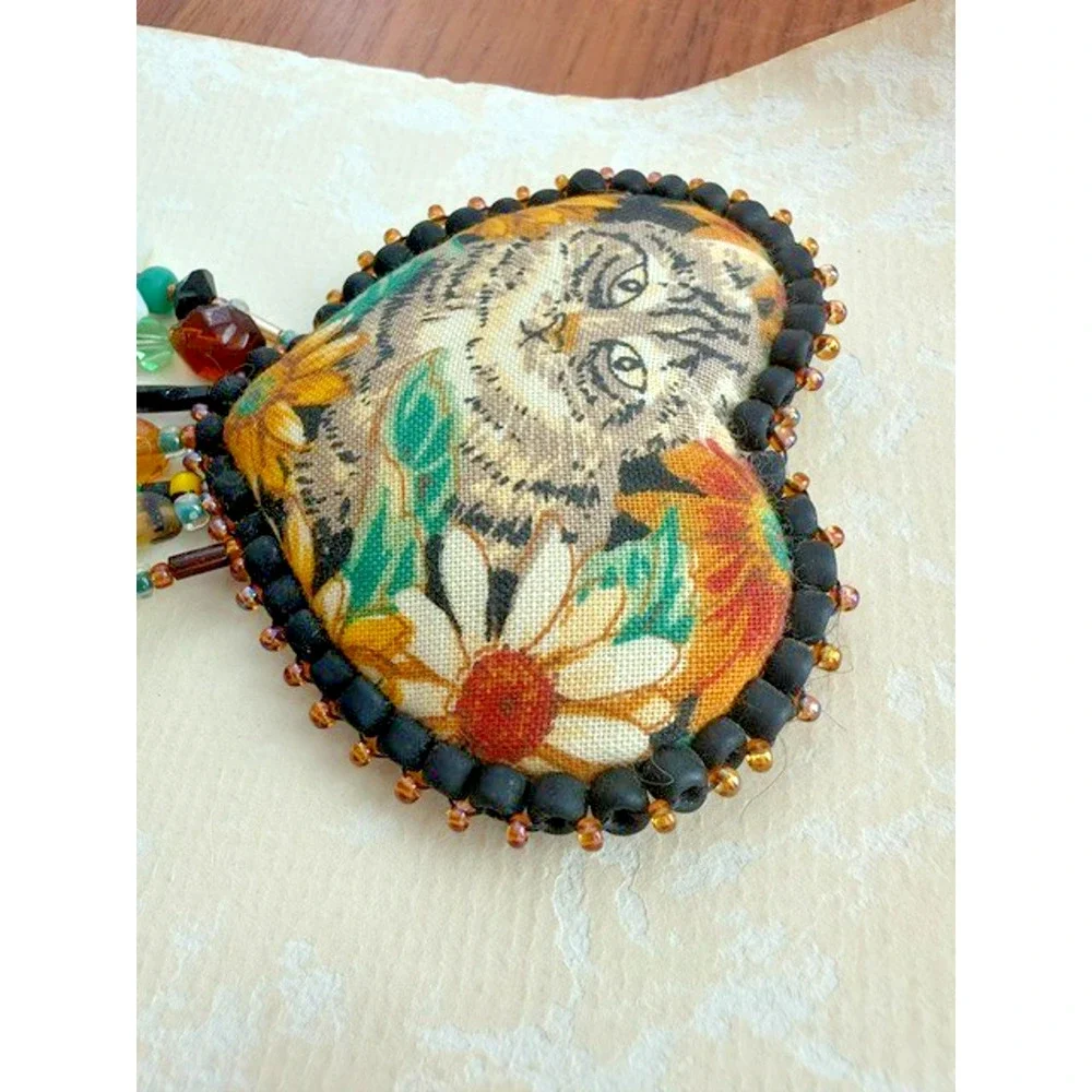 VINTAGE KITTY CAT Handmade Heart Pin BROOCH Birds Beaded Dangle Puffy Fabric ART